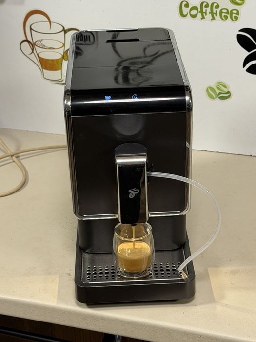 Кафемашина кафе автомат Tchibo cappuccino с гаранция