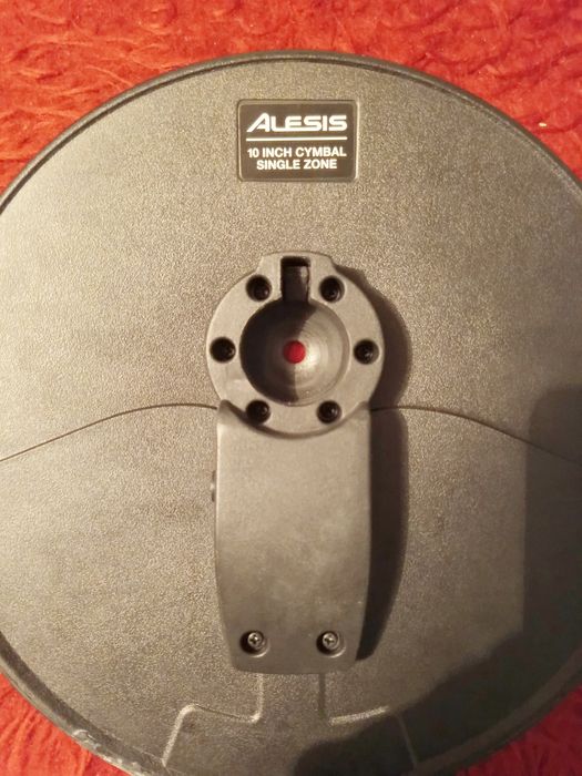 Алесис падове Alesis