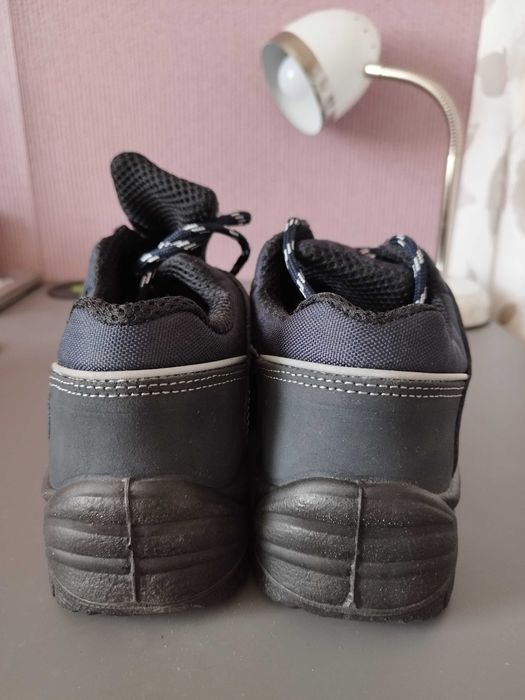 Обувки размер 38