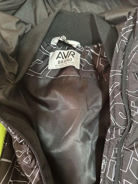 Демисезонная куртка на девочку