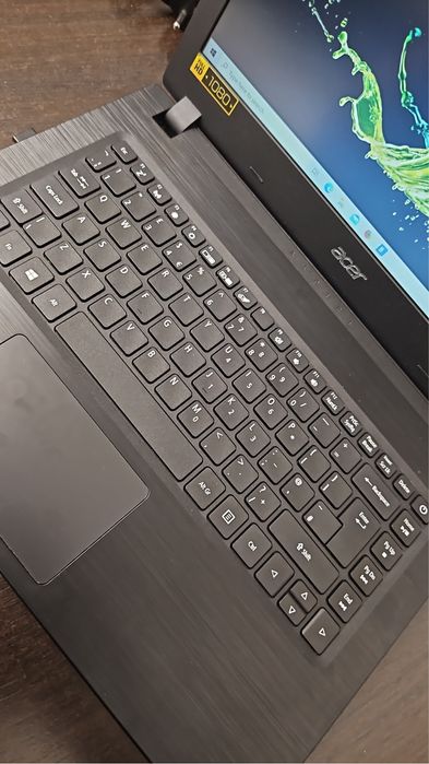 Vând laptop acer aspire 3