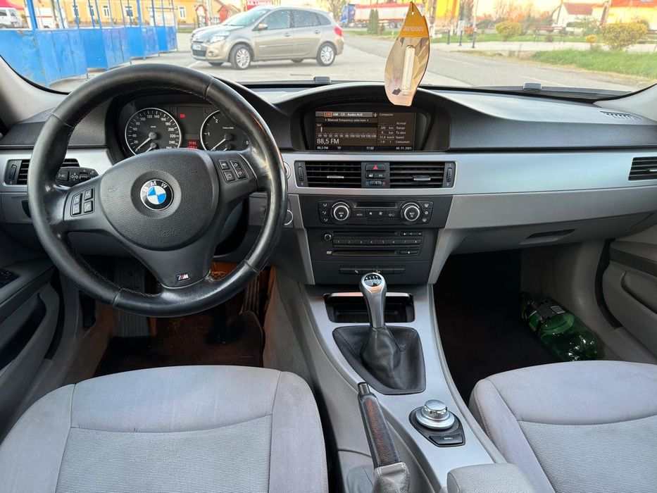 Vând BMW seria 3 e91 330xd