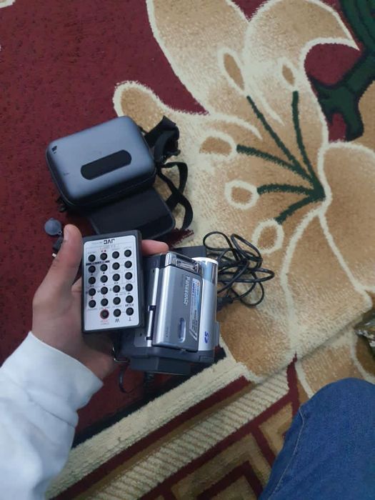 Fotooparat hamma narsasi bor ishlaydi 500 Ming