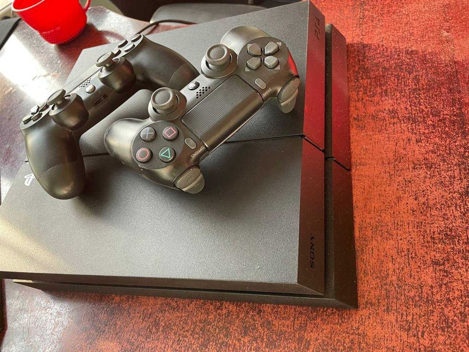 PlayStation 4 / 500gb