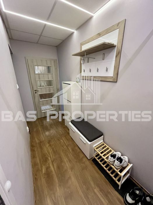 3-стаен в София-Фондови Жилища площ 61