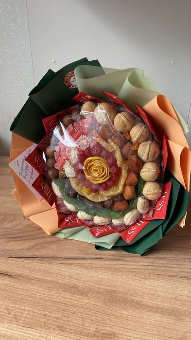 Букет из сухофруктов