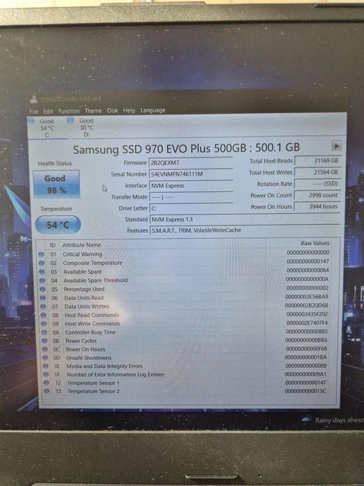 Laptop Gaming ASUS ROG Strix G15 G512LV cu RTX 2060 alaturi de cooler (castile si mouse-ul se pot da impreuna)