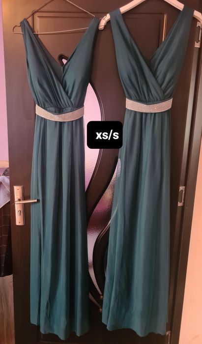 Rochite elegante xs merg și s având elastic