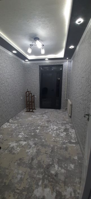 продаётся 3х комнатная квартира вдоль дороги первая линия на 1 этаже