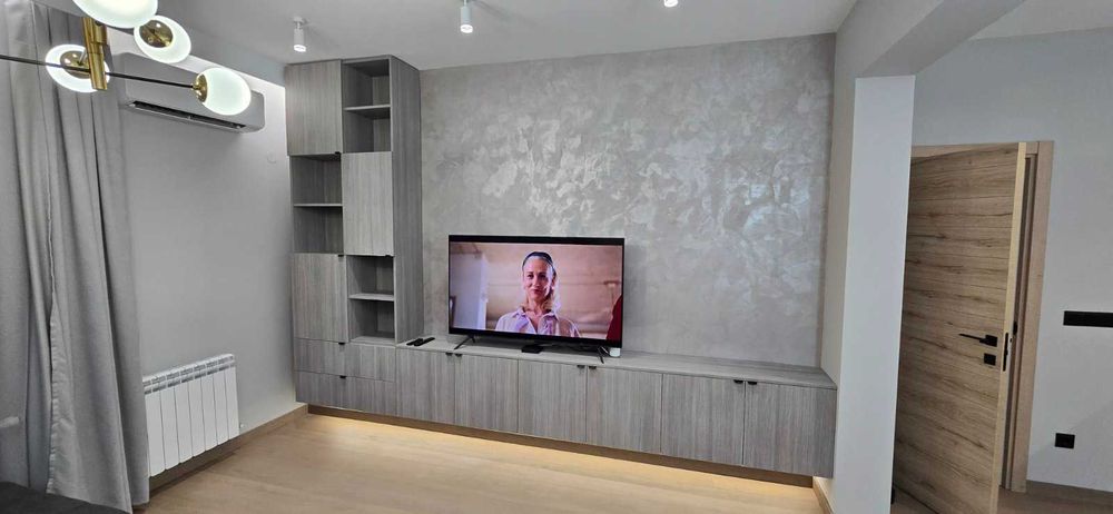 Дава се под наем Двустаен апартамент в София, 7-ми 11-ти километър - 60 кв.м за 1250 € - Снимка #1