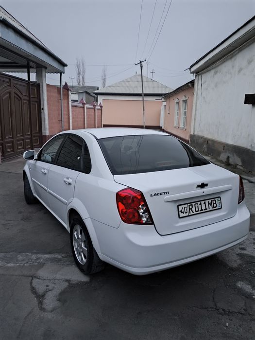 Chevrolet Gentra 3 pozitsiya