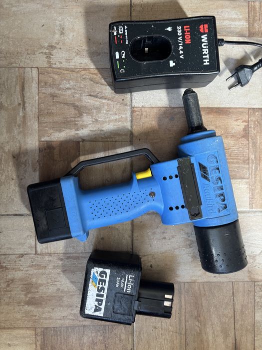 Pistol popnituri Gesipa