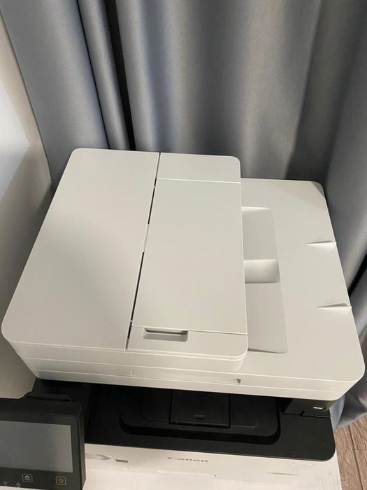 Многофункциональное Устройство (МФУ) Canon