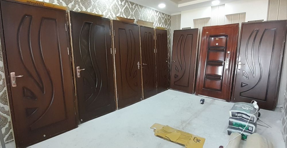 Продам двери б/у