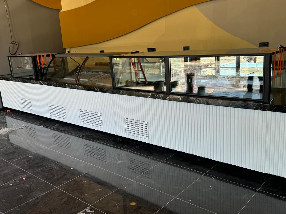 Vitrine  diferite dimensiuni și Modele