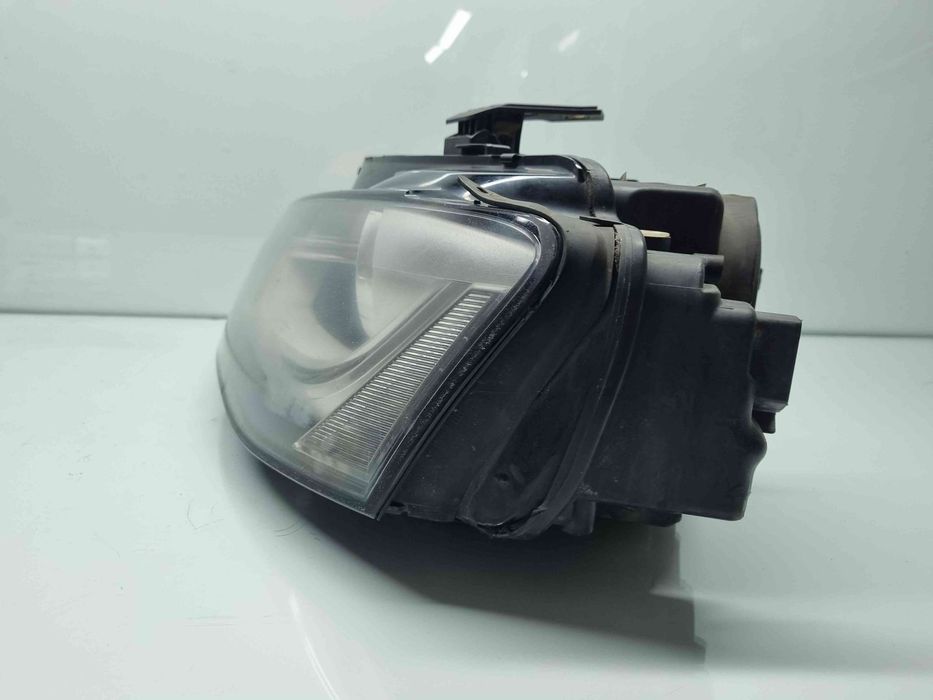 Far stanga Audi A4 (8K5, B8) Avant [Fabr 2008-2015] 8K0941031C