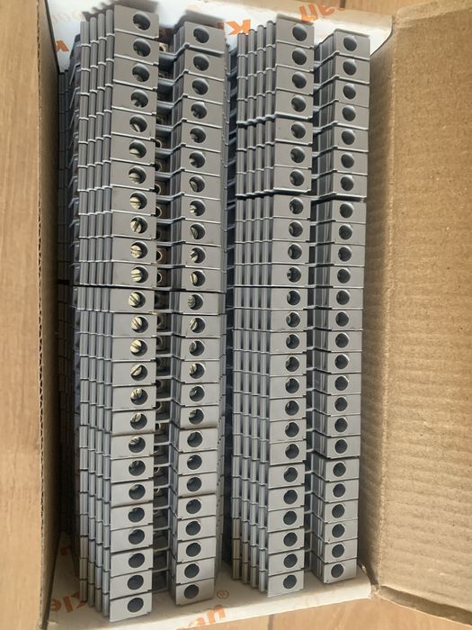 Клемма AVK 4 750V 32A 4mm2. Klemsan