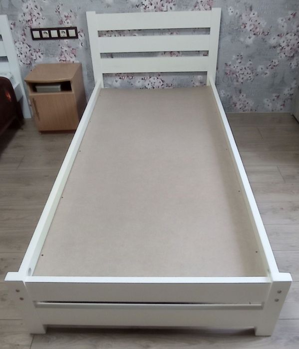 Кровать односпальная 90х200