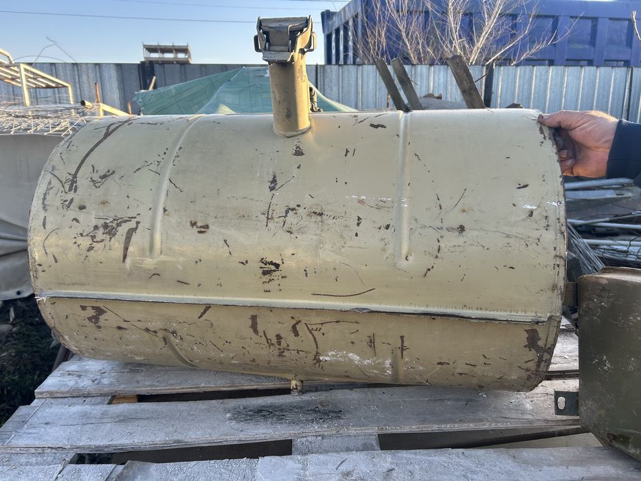 Топливный бак краз 175л