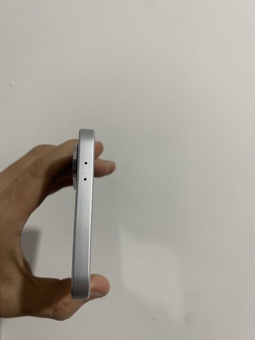 Sotiladi samsung A36 ideal