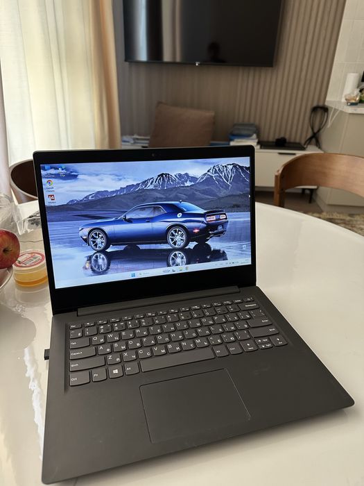 Lenovo v14 athlon 3150u/ssd128gb/6gb