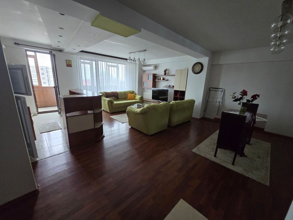 Tomis plus -de inchiriat