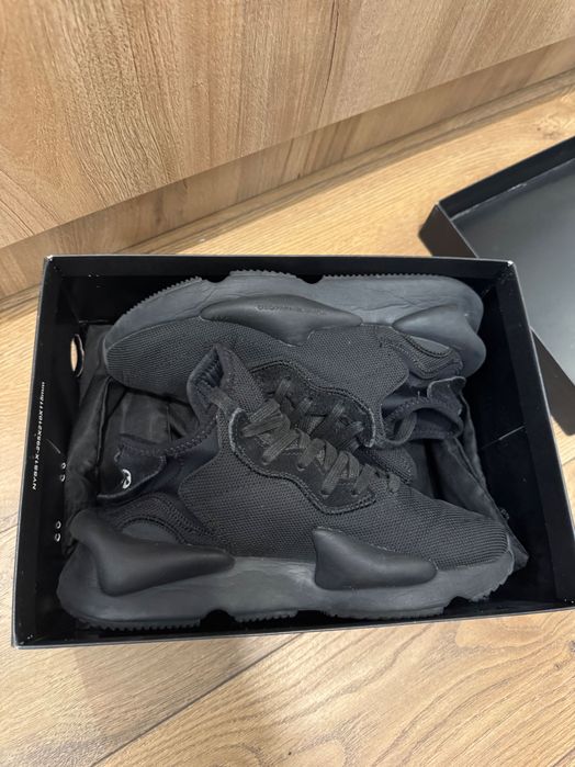 Y-3 Kaiwa sneakers