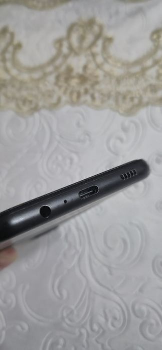 Samsung A12 сотилади