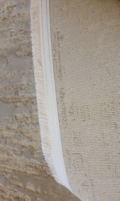 Vand Covoare noi diferite dimensiuni. Preturi între 300/ 500  Ron