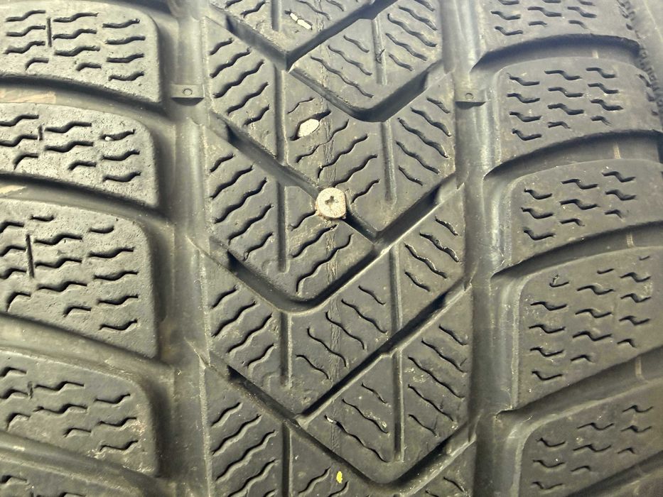 4x Anvelope Iarna 245/45 r18 Runflat - Pirelli Sotto Zero 3 RSC