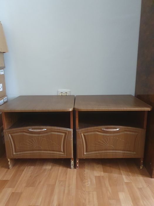 Две тумбы по 3000тг