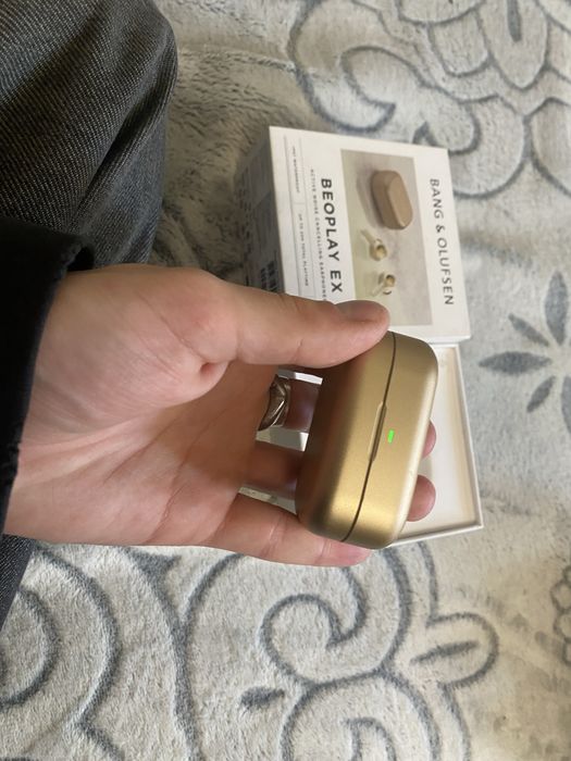Bang & Olufsen Beoplay EX
