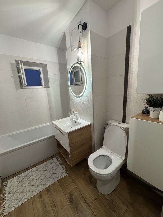Apartament 2 camere decomandat , loc parcare , Calea severinului Viza vie de Auchan , Promenada , Dedeman