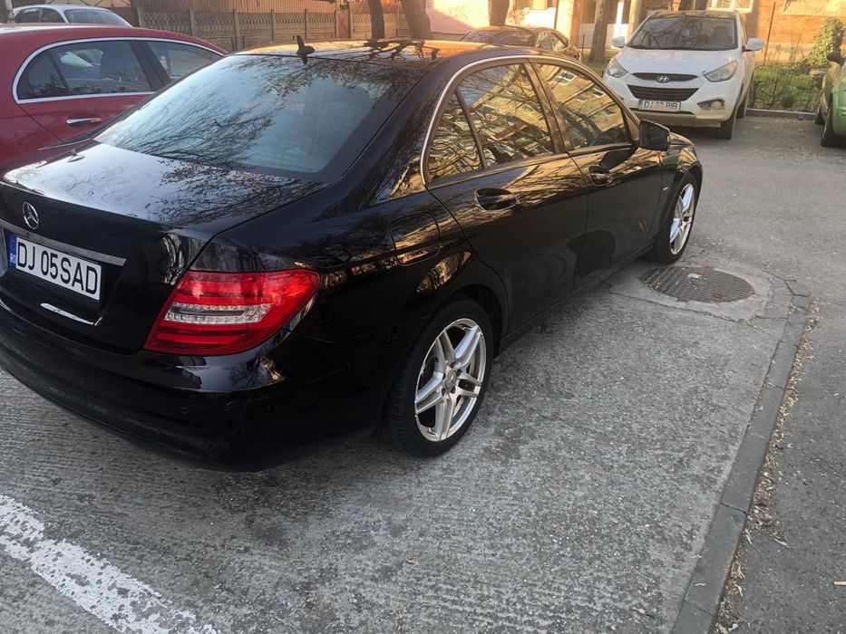 MERCEDES-BENZ C-Class 2011 — imagine 3