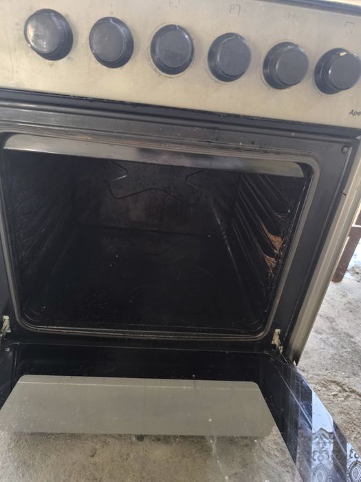 Ас үй газы сатылады
Жағдайы жақсы, барлық көздері толық жанады. Таза,