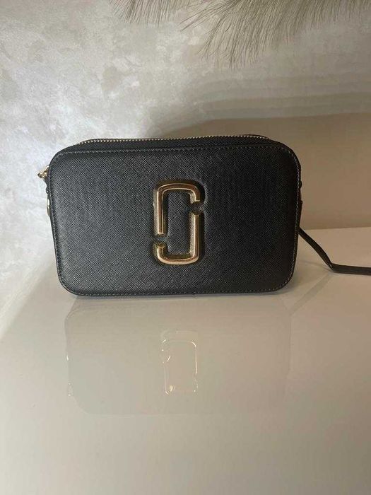 Vând poșete si portofele!