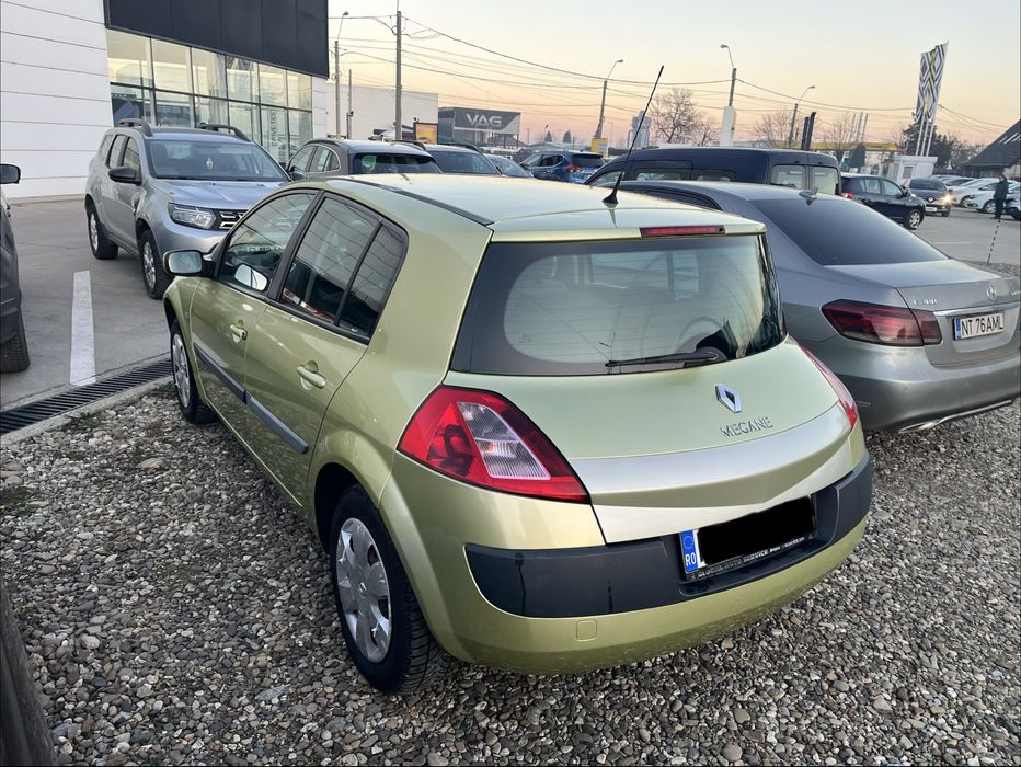 Vand RENAULT MEGANE 2004 1.4 mpi 196.000 km