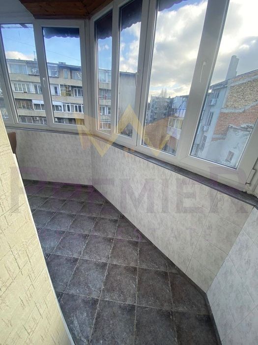 Дава се под наем Едностаен апартамент в Варна, Център - 30 кв.м за 239.19 € - Снимка #7