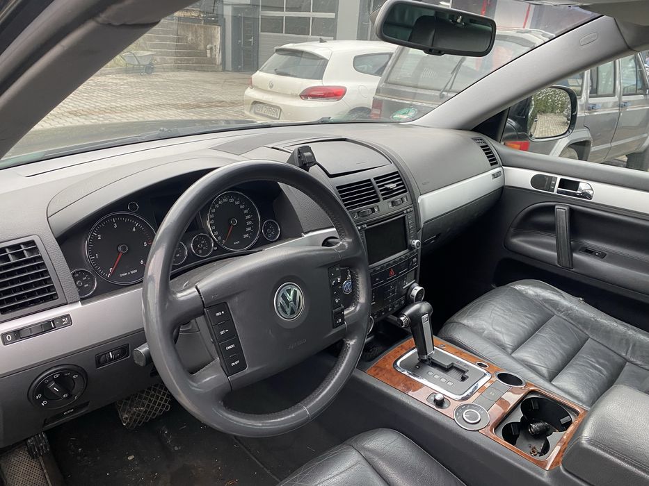 Dezmembrez VW Touareg 2.5tdi