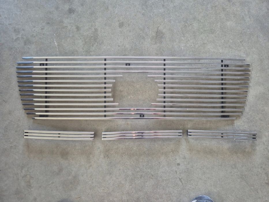 Toyota Tundra Grille / решетка