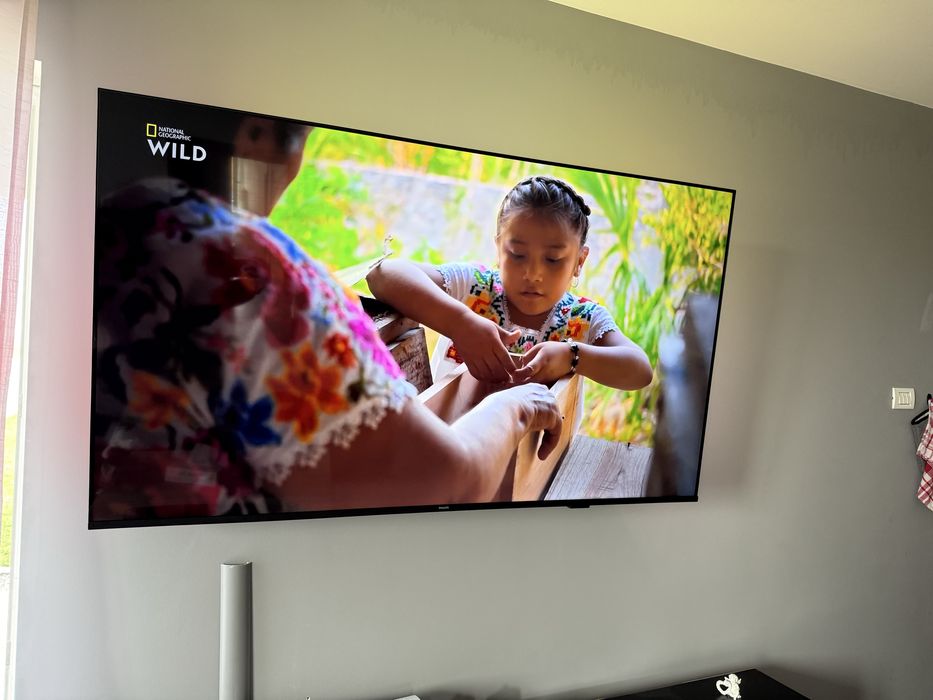 Philips AMBILIGHT tv QLED,164 cm