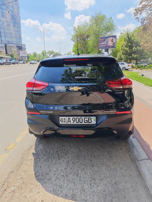 Tracker 2/2023 Premier Egadan!