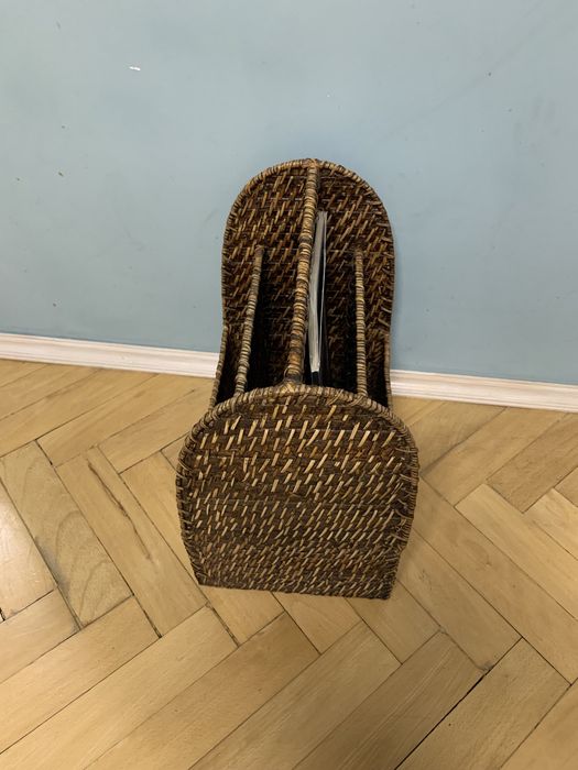 Винтидж ратанова поставка за списания / 80-те