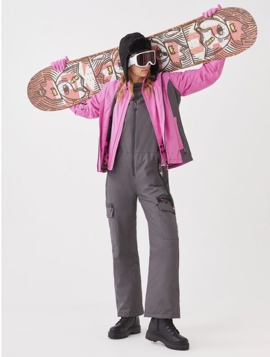 Продается комбинезон женский