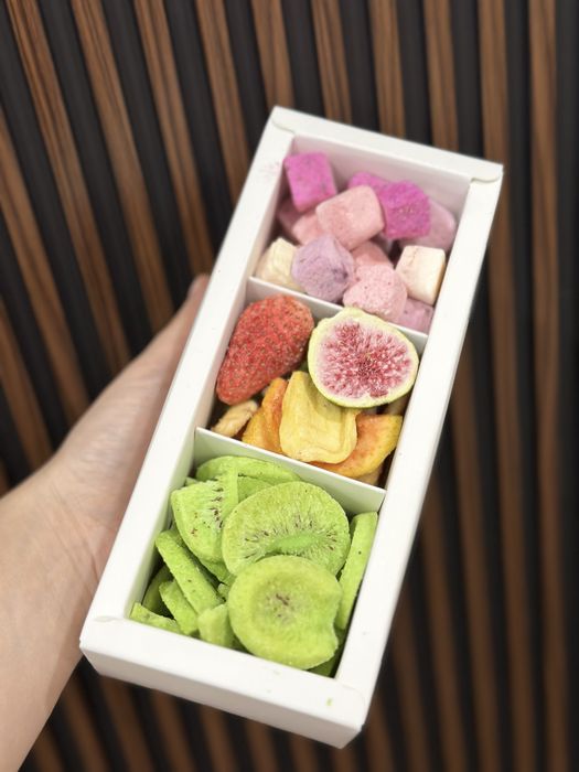 Сублимированные фрукты и мороженое