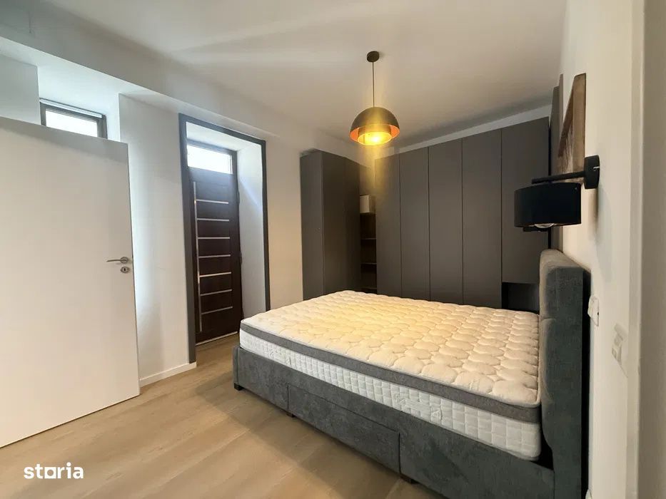 2 camere in vila/ Piata Victoriei/ vila noua