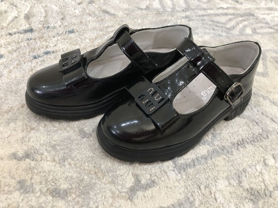 Срочно обувь на девочку