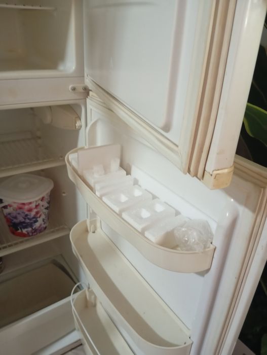 Продам холодильник рабочий