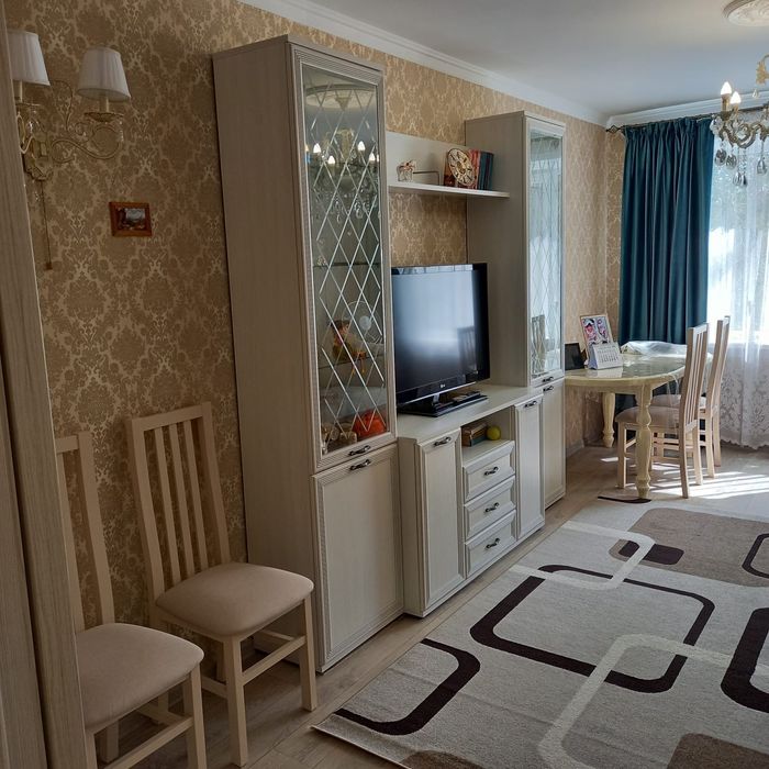 Продаю 3х комнатную квартиру улучшенной планировки, не угловая,.