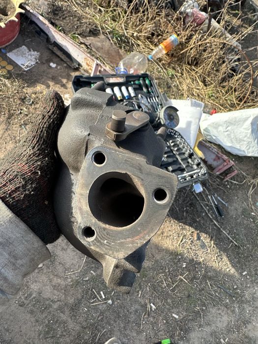 Продам колектор турбины ауди . А3-ТТ,гольф 4